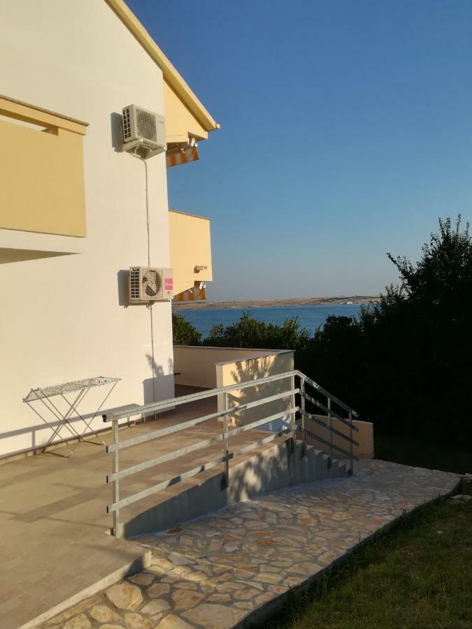 נובליה Apartments Nikola Caska מראה חיצוני תמונה
